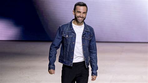 nicolas ghesquiere contract.